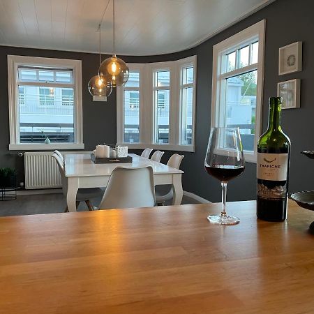 Lovely Penthouse Downtown With 3 Bedrooms Akureyri Buitenkant foto